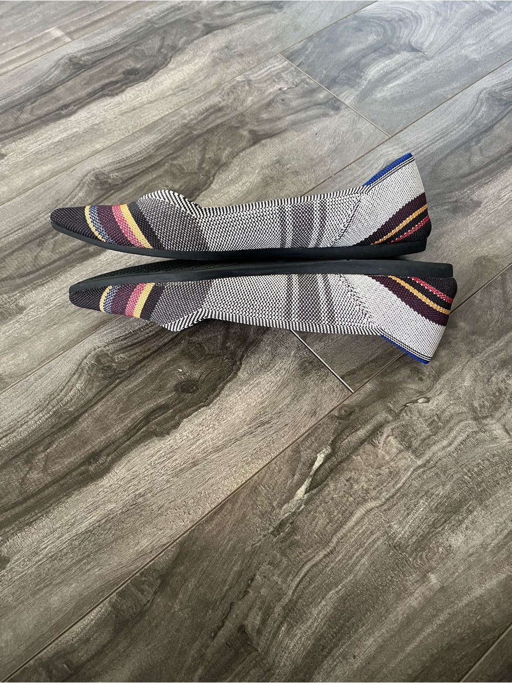 Rothy's Inverse Stripe Points - Picture 7 of 10